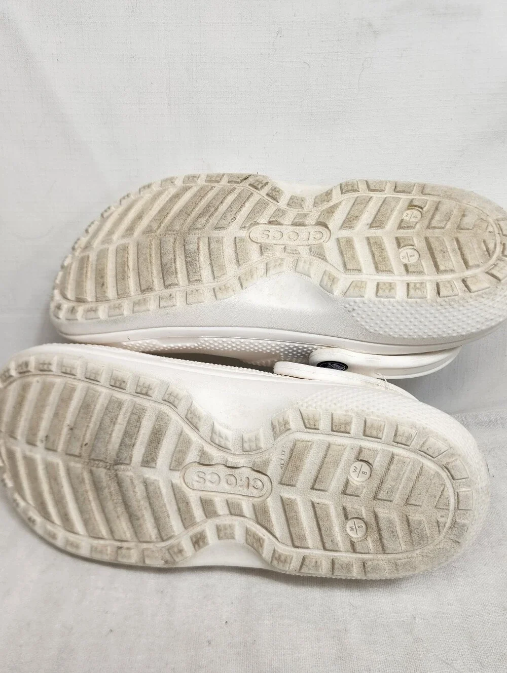Crocs White Clogs Fleece Classic Lined 203591